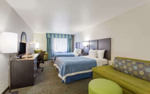 Days Inn & Suites by Wyndham East Flagstaff