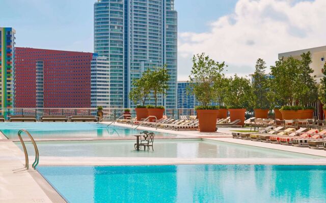 Отель Dua Miami Brickell, An Autograph Collection Hotel