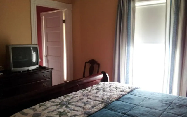 Auberge d'Anjou-Sūrya Café