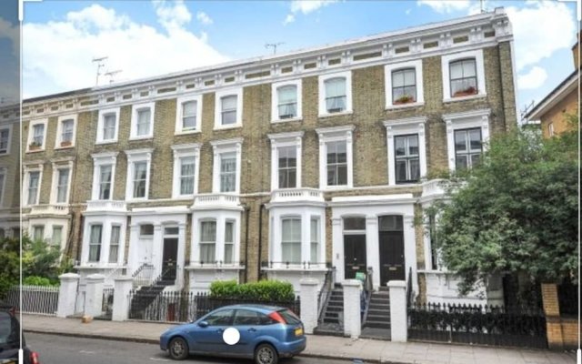 Charming Chelsea 1 Bed Apartment