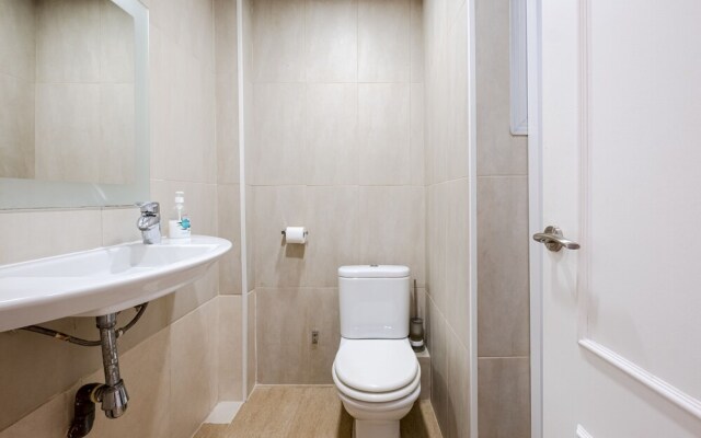 Three Bedroom Apartment in Sants