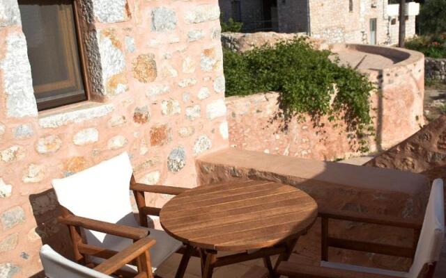 Arapakis Historic Castle