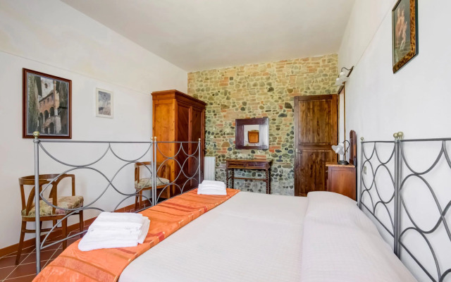 Typical Tuscan farmhouse with swimming pool and A/C