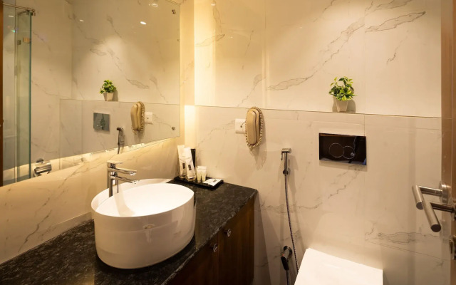 Goldfinch Hotel Mumbai
