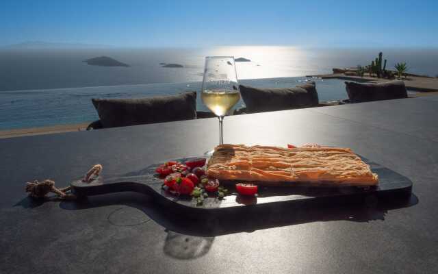 Andros Thea Luxury Villa