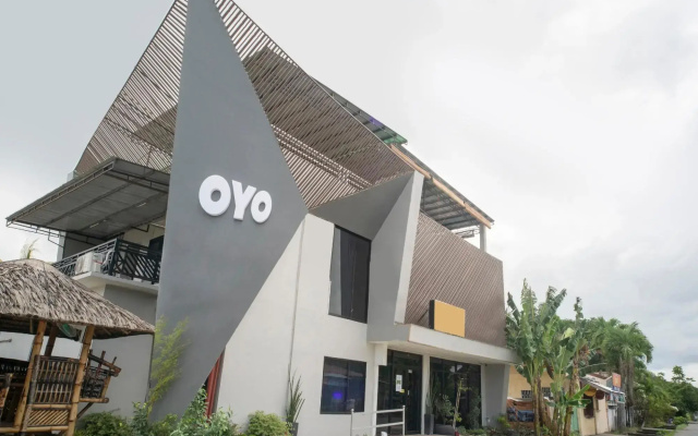Vines Ape Nap Hostel by OYO Rooms