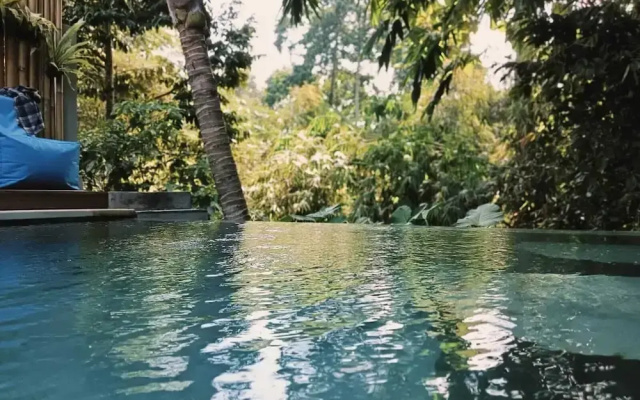 Ngesil Private Joglo and Pool