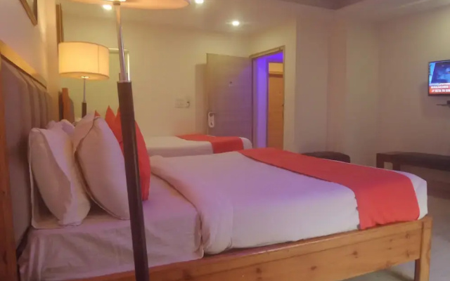 Airport Hotel Mahal
