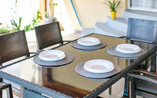 Lovely Holiday Home in Pakoštane With Swimming Pool