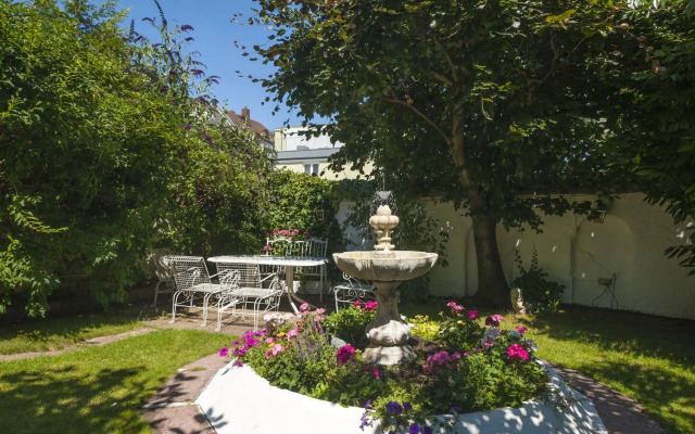Hotel am Berg