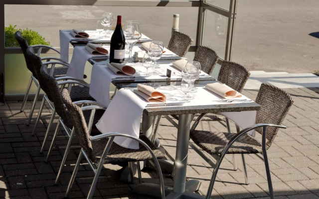 Ibis Styles Charleroi Airport Aero 44