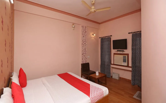 Oyo 18287 Akshya Hotel