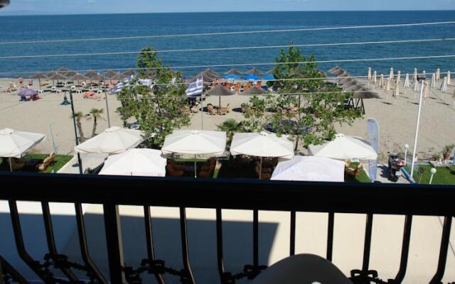 Pantheon Beach Hotel