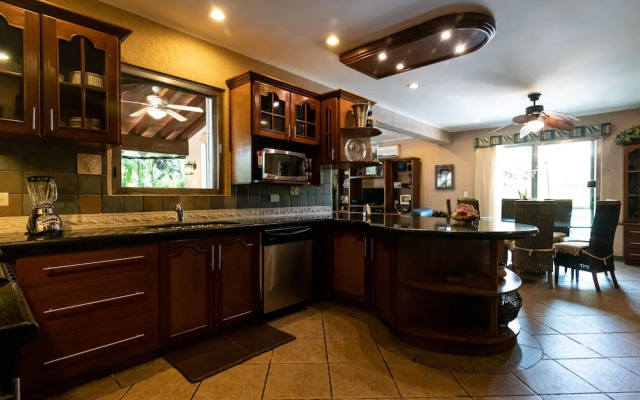 PlayaCar Golf Home by Playa Paradise