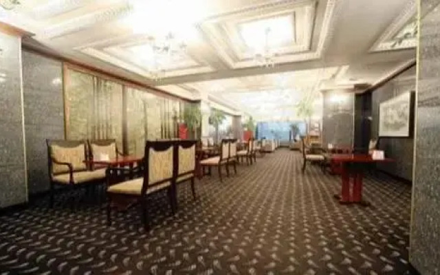 Cosmos Tourist Hotel