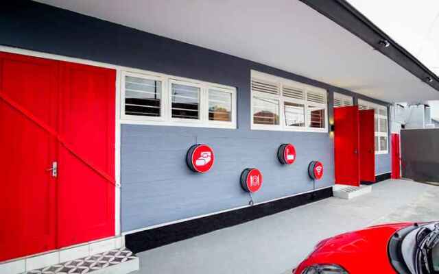 Home Addicts Hostel Yogyakarta