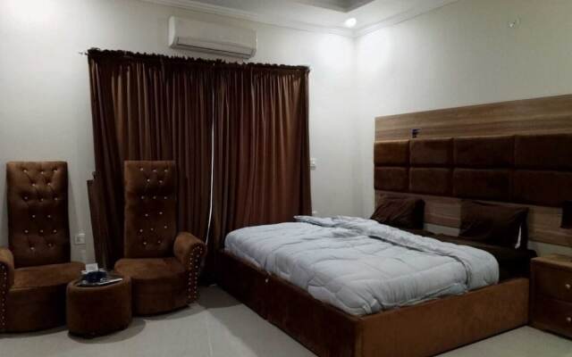 Royal Palace Guest House E-11