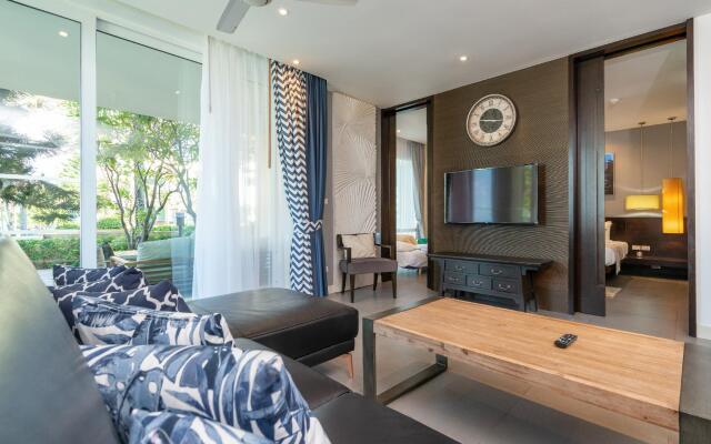 Karon Sea View Beach Apartment