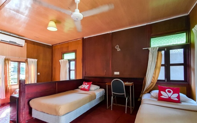 Pelangi Beach Resort – Guest Rooms – Balok