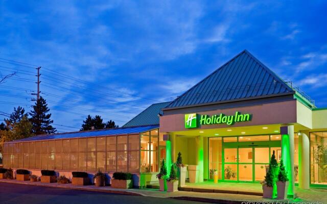 Holiday Inn Mississauga Toronto West, an IHG Hotel