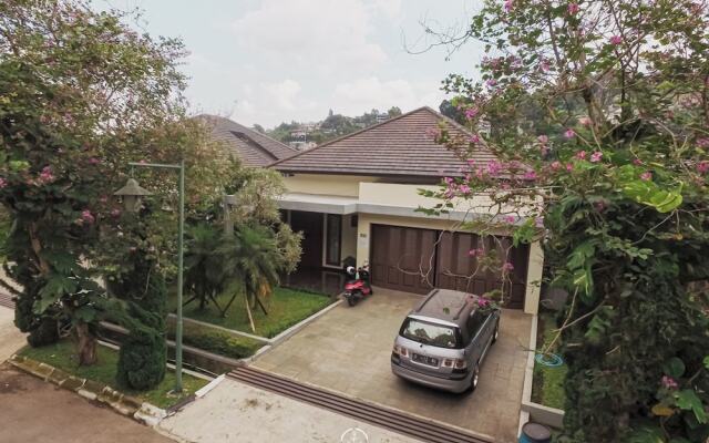 Tulip Hill View 5BR Villa With a Private Pool