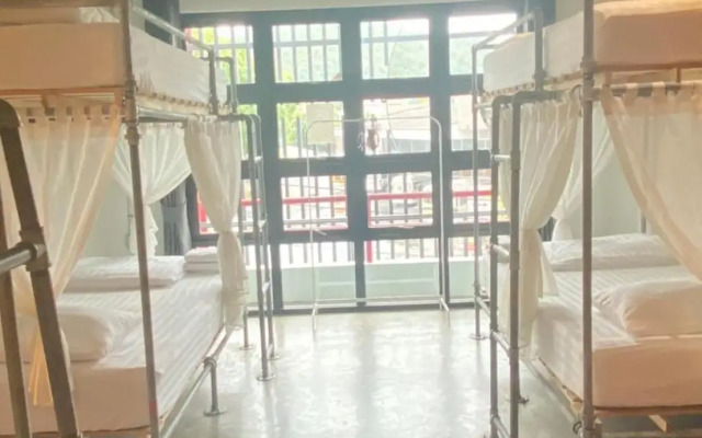 bloo Hostel