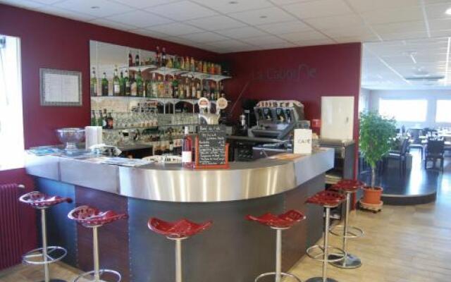 Hôtel - Restaurant La Caborne