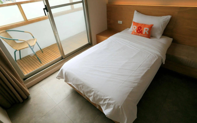 Station 100 Meter B&B