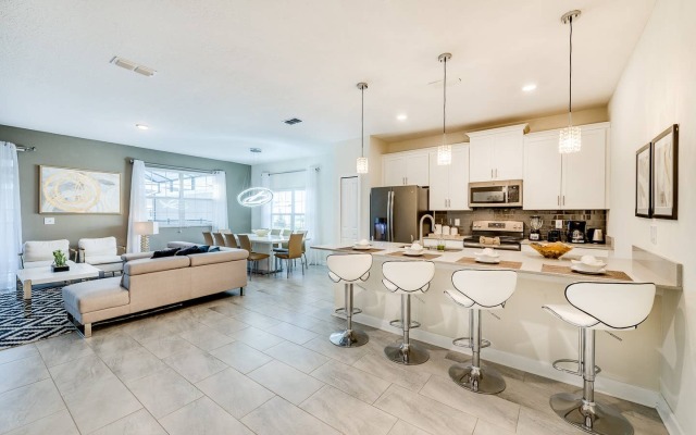 Elegant home with themed bedrooms near Disney