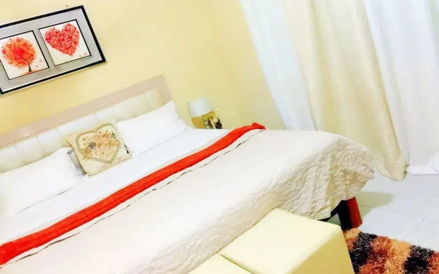 Empire Apartment Hotel
