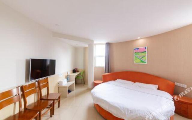 Yibai Hotel (Huanghua Municipal Government Xinyu Building)