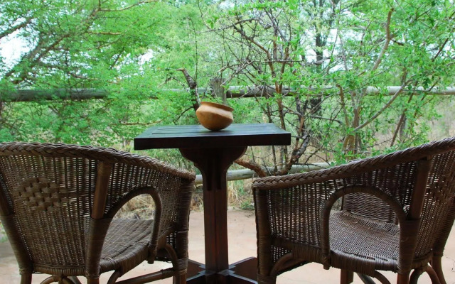 Mbizi Bush Lodge