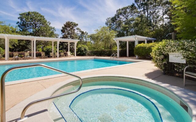 1369 Laurel Grove "the Crows Nest"