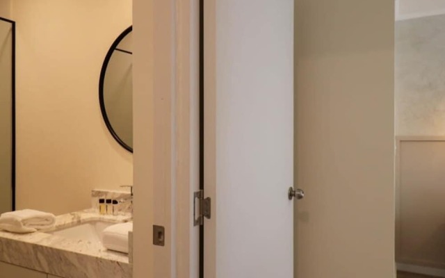 w Fantastic 2BR in the Heart of Barranco