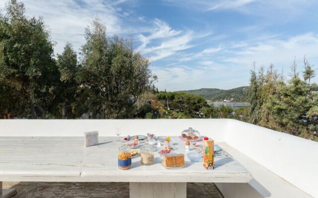 Villa Artemis near Athens Airport