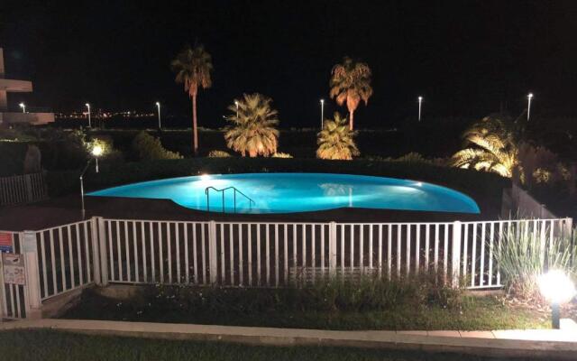 Appartement Juan-les-Pins antibes piscine et mer a 200m