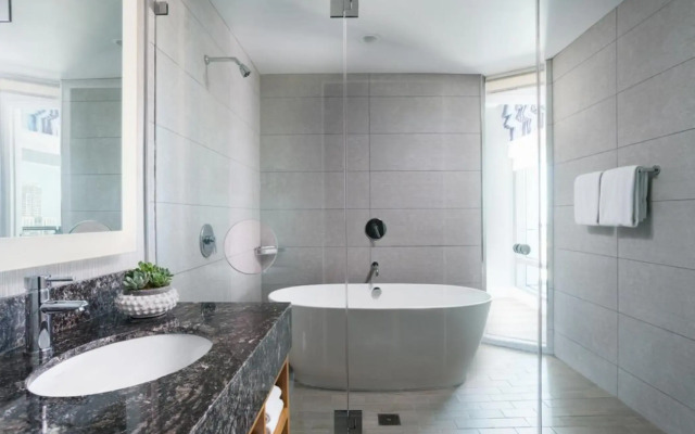 Alma San Diego Downtown, a Tribute Portfolio Hotel