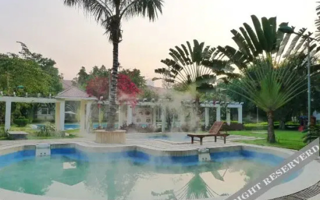 Yurui Hot Spring Garden Hotel