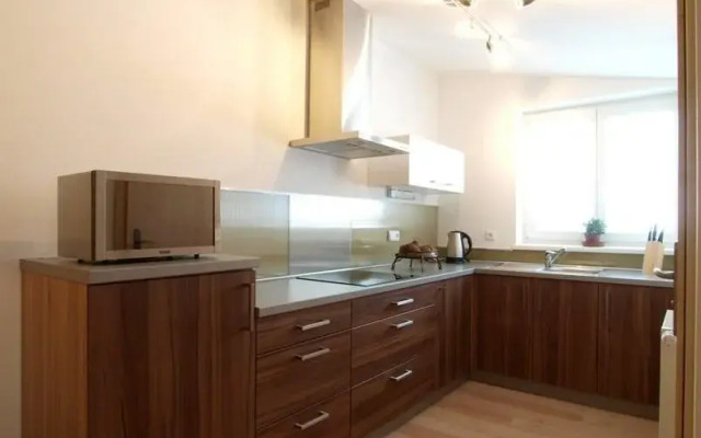 Penzion a restaurace Sklář