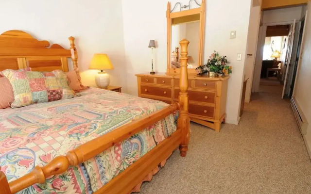 Beaverhead Condos at Big Sky Resort