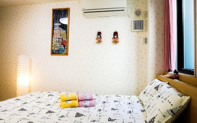 Breeze Shortstay Female Only