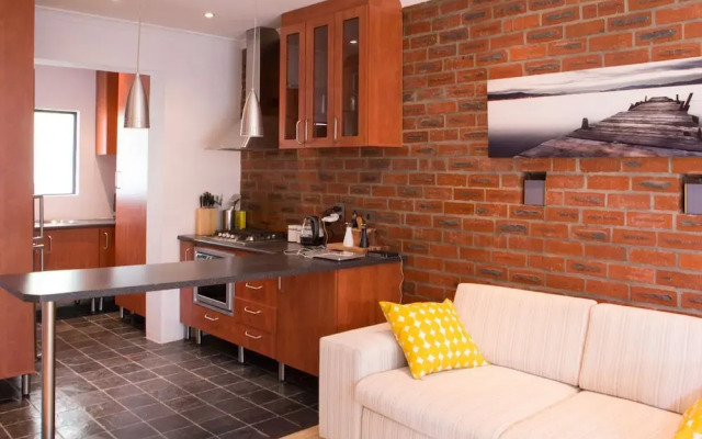 5 The Apartment