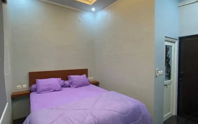 Riffa Homestay Syariah – Guest Rooms – Sleman
