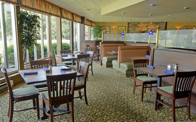 Lifestyle Inn Cedar Falls