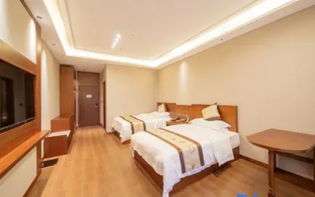 peninsula holiday inn