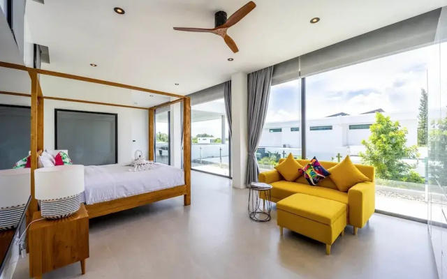 Luxury 6 Bed Private Pool Villa - LLW