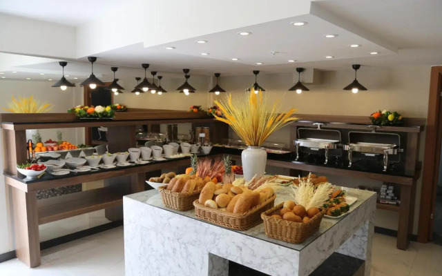 Avwan Hotel Cigli