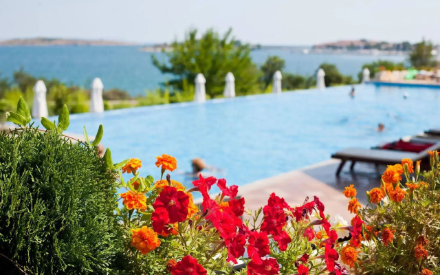 Santa Marina Holiday Village