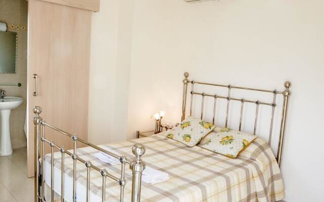 Rent Private Villa 035