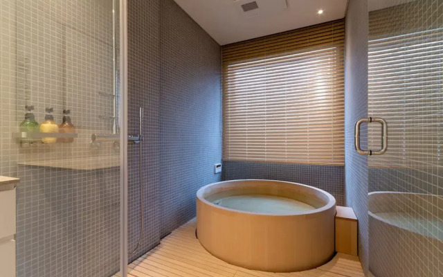 Chalet W by H2 Life